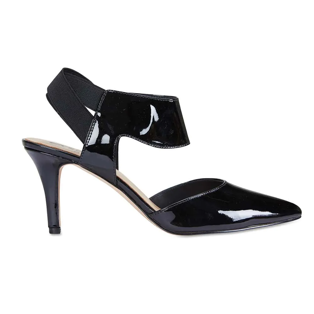 Capture Heel in Black Patent