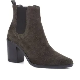 Clair Heeled Chelsea Boots - CLAIR / 322 538