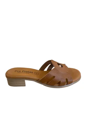 EVA FRUTOS 1300 Camel Mules Sandales Nu pieds