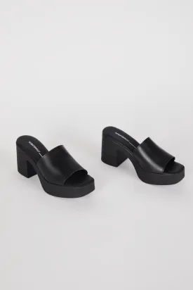 MARY PLATFORM HEEL BLACK SOLE